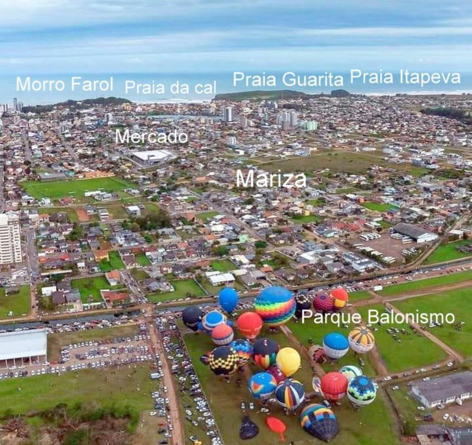 Villa Casa De 2 Quartos Com 2 Ares-Condicionados Em Torres-Rs - Na Mais Bela Praia Gaucha - Cozinha - Banheiro - Tv Smart 32 E Wi-Fi - Estacionamento - Anfitria Superhost No Bnb Exterior foto