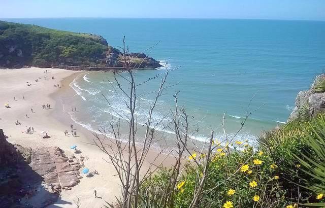 Villa Casa De 2 Quartos Com 2 Ares-Condicionados Em Torres-Rs - Na Mais Bela Praia Gaucha - Cozinha - Banheiro - Tv Smart 32 E Wi-Fi - Estacionamento - Anfitria Superhost No Bnb Exterior foto